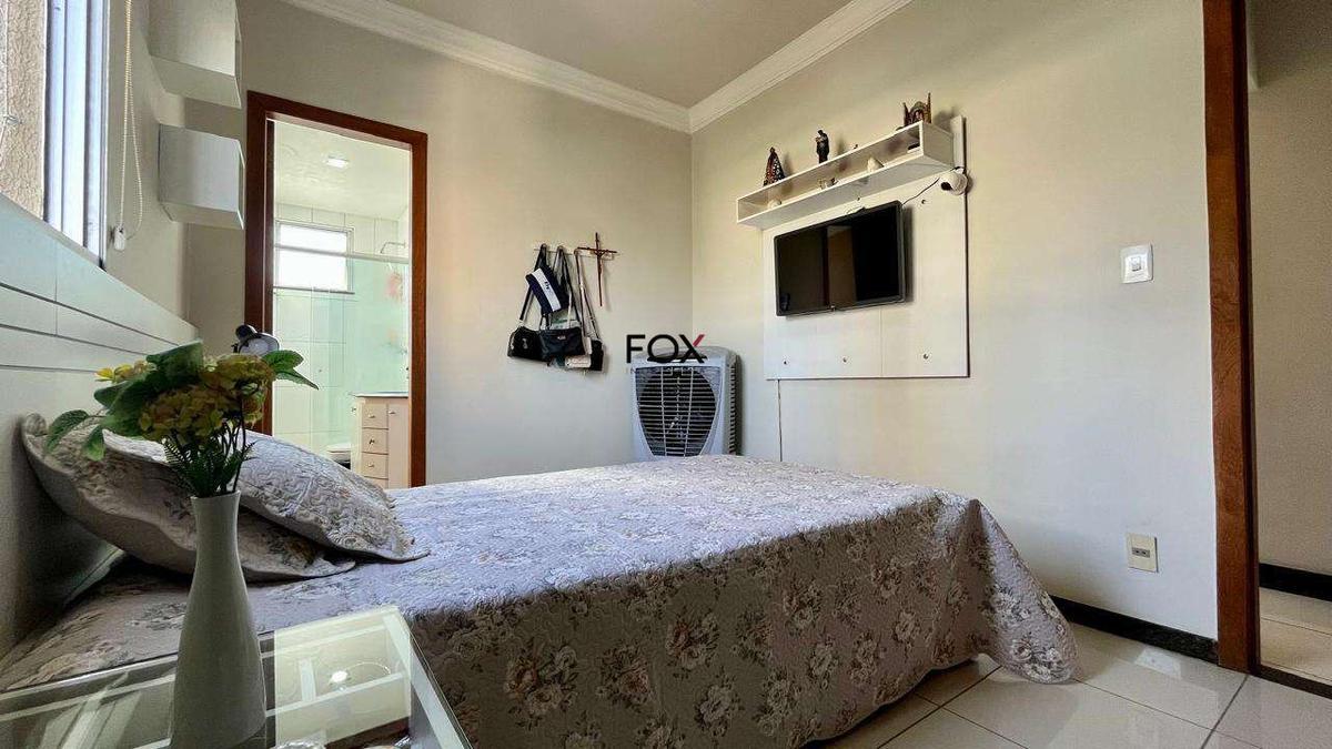 Apartamento, Sagrada Família, 3 Quartos, 2 Vagas, 1 Suíte