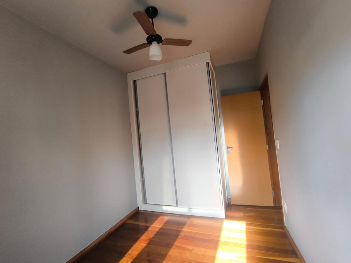 Apartamento, Estoril, 4 Quartos, 1 Vaga, 1 Suíte