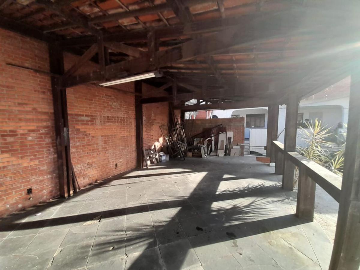 Casa, Cachoeirinha, 2 Quartos, 4 Vagas