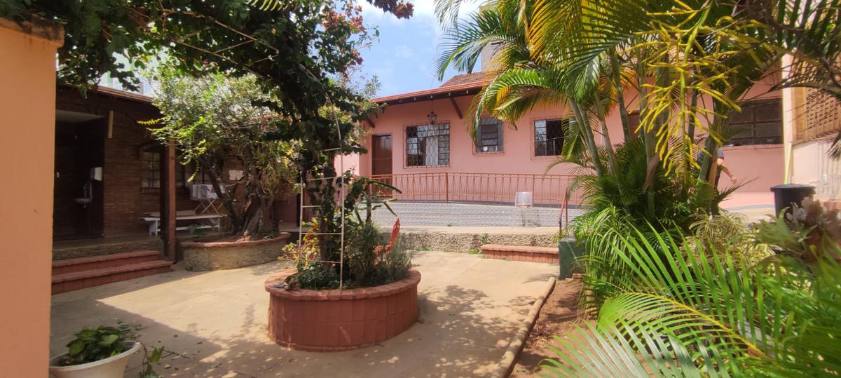 Casa, Santa Teresa, 8 Quartos, 15 Vagas, 1 Suíte