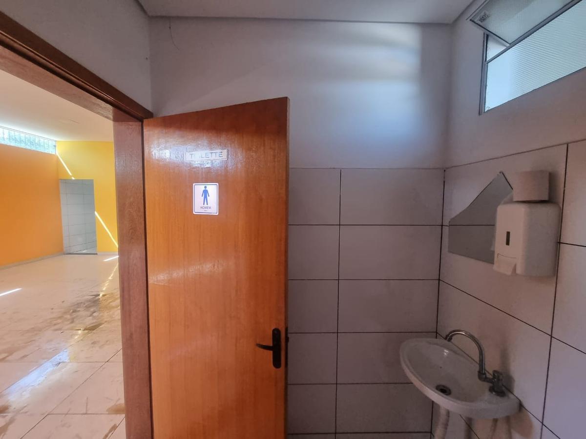 Galpão, Vila Amélia Moreira, 0 Quarto, 0 Vaga