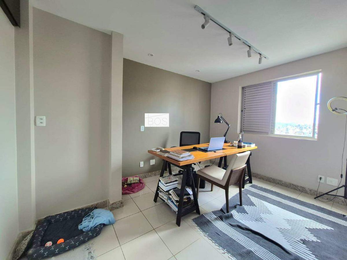 Cobertura, Luxemburgo, 3 Quartos, 2 Vagas, 1 Suíte