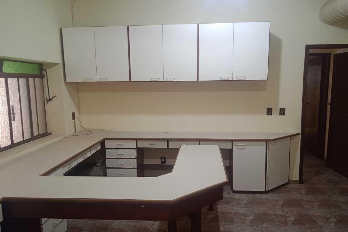 Casa, Renascença, 8 Quartos, 2 Vagas