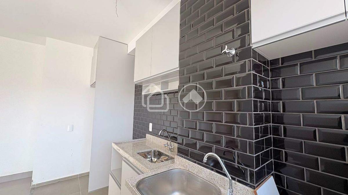 Apartamento, Estoril, 2 Quartos, 1 Vaga, 1 Suíte