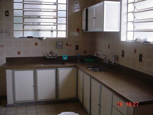 Casa, Floresta, 3 Quartos, 4 Vagas, 3 Suítes