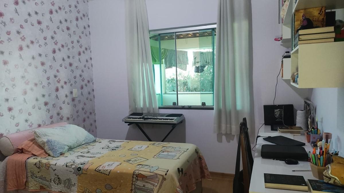 Casa, Lindéia, 5 Quartos, 6 Vagas, 1 Suíte