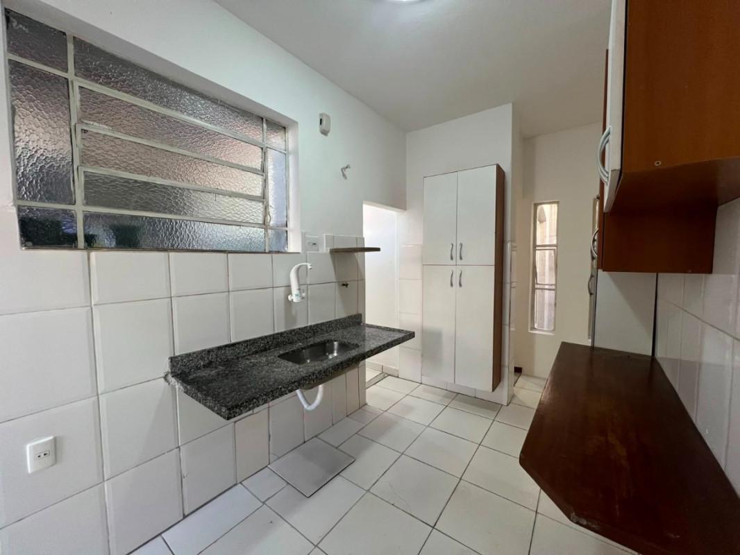 Apartamento, Sagrada Família, 2 Quartos, 1 Vaga