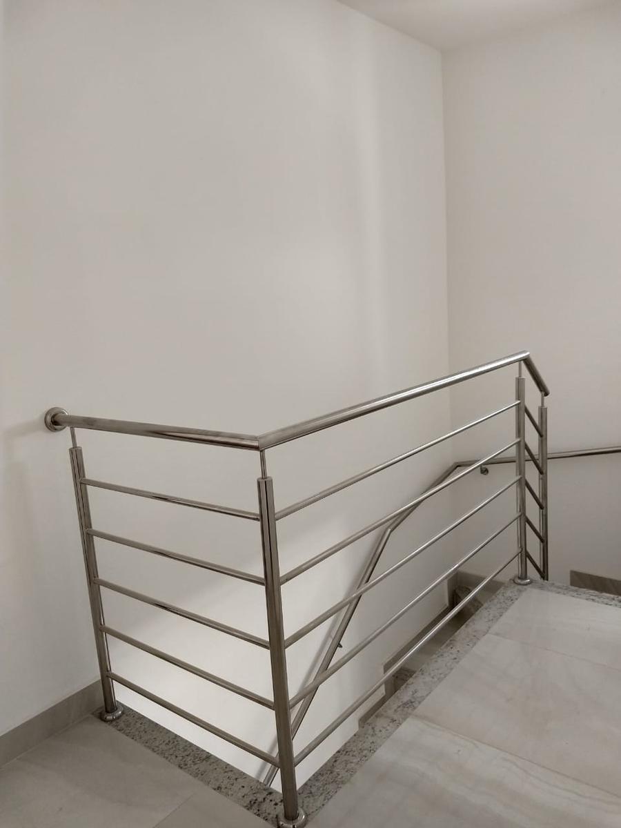 Casa, Centro, 3 Quartos, 2 Vagas, 1 Suíte