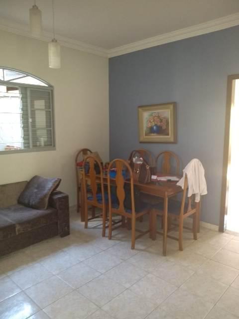 Casa, Oitis, 4 Quartos, 2 Vagas, 1 Suíte