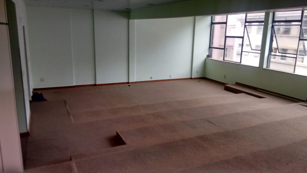 Sala, Centro