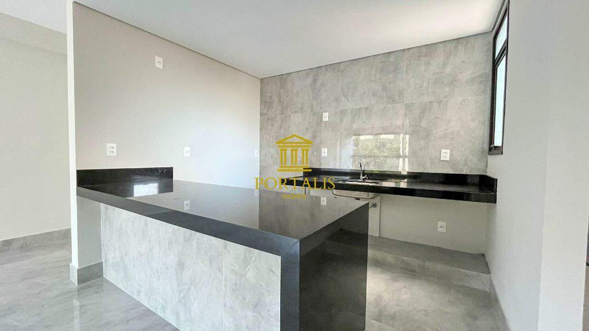 Apartamento, Castelo, 4 Quartos, 2 Vagas, 2 Suítes