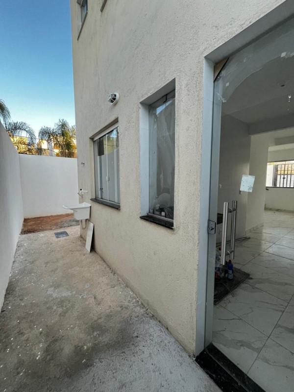 Casa, Novo Barreirinho, 3 Quartos, 3 Vagas, 1 Suíte