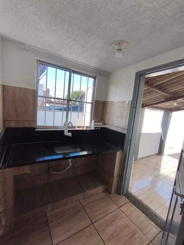 Casa, Industrial, 2 Quartos, 3 Vagas