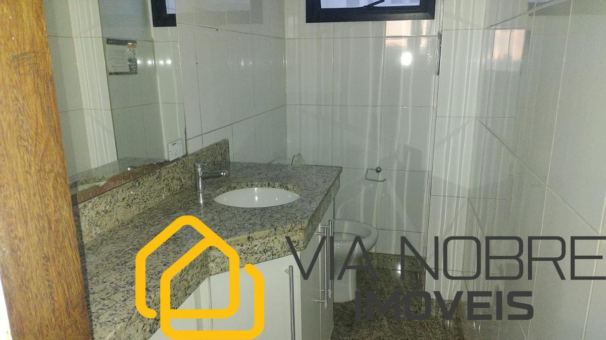 Sala, Estoril, 5 Vagas