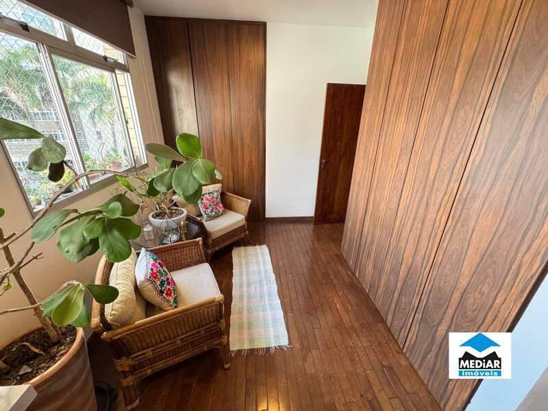 Apartamento, Sagrada Família, 3 Quartos, 1 Vaga, 1 Suíte