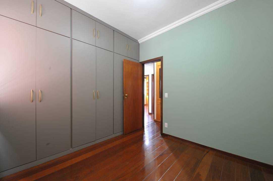 Apartamento, Cruzeiro, 4 Quartos, 3 Vagas, 1 Suíte