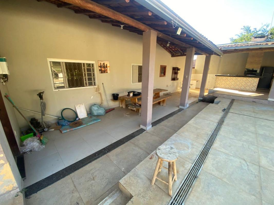 Fazenda, Centro, 3 Quartos, 2 Vagas, 1 Suíte