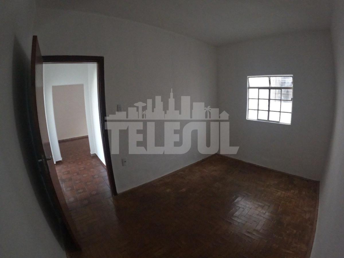 Casa, Centro, 2 Quartos, 1 Vaga