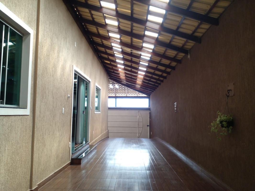 Casa, Bandeirantes, 4 Quartos, 4 Vagas, 1 Suíte