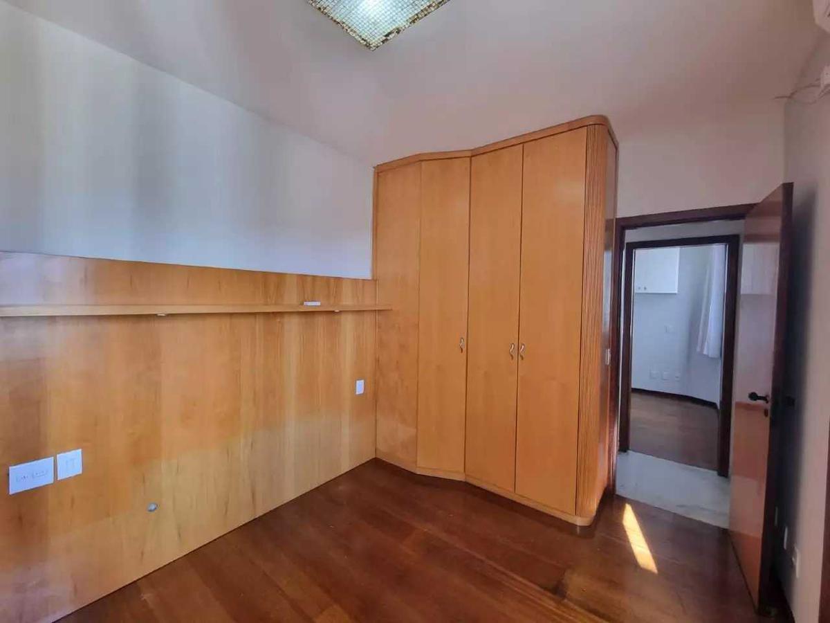 Cobertura, Buritis, 3 Quartos, 2 Vagas, 1 Suíte