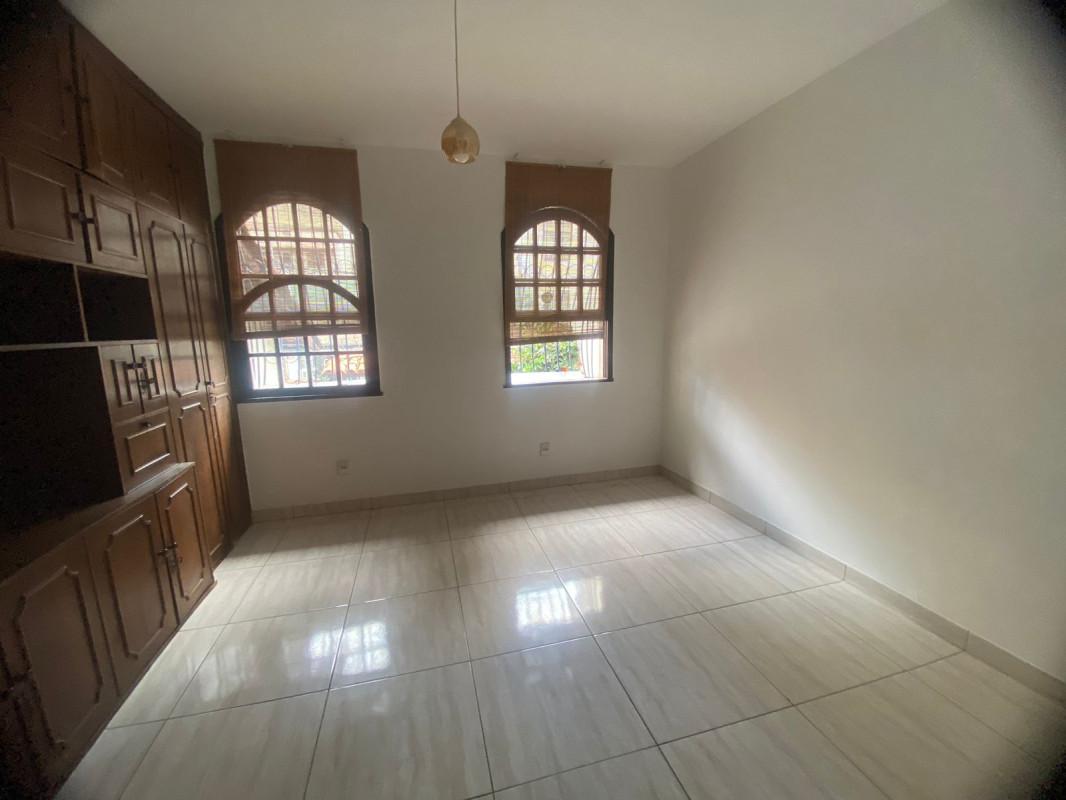 Casa, Floresta, 4 Quartos, 4 Vagas, 1 Suíte