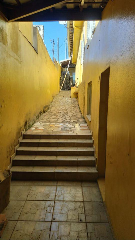 Casa, Nacional, 4 Quartos, 2 Vagas, 1 Suíte