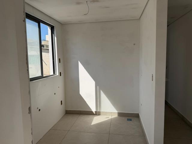 Apartamento, Sagrada Família, 1 Quarto, 1 Vaga