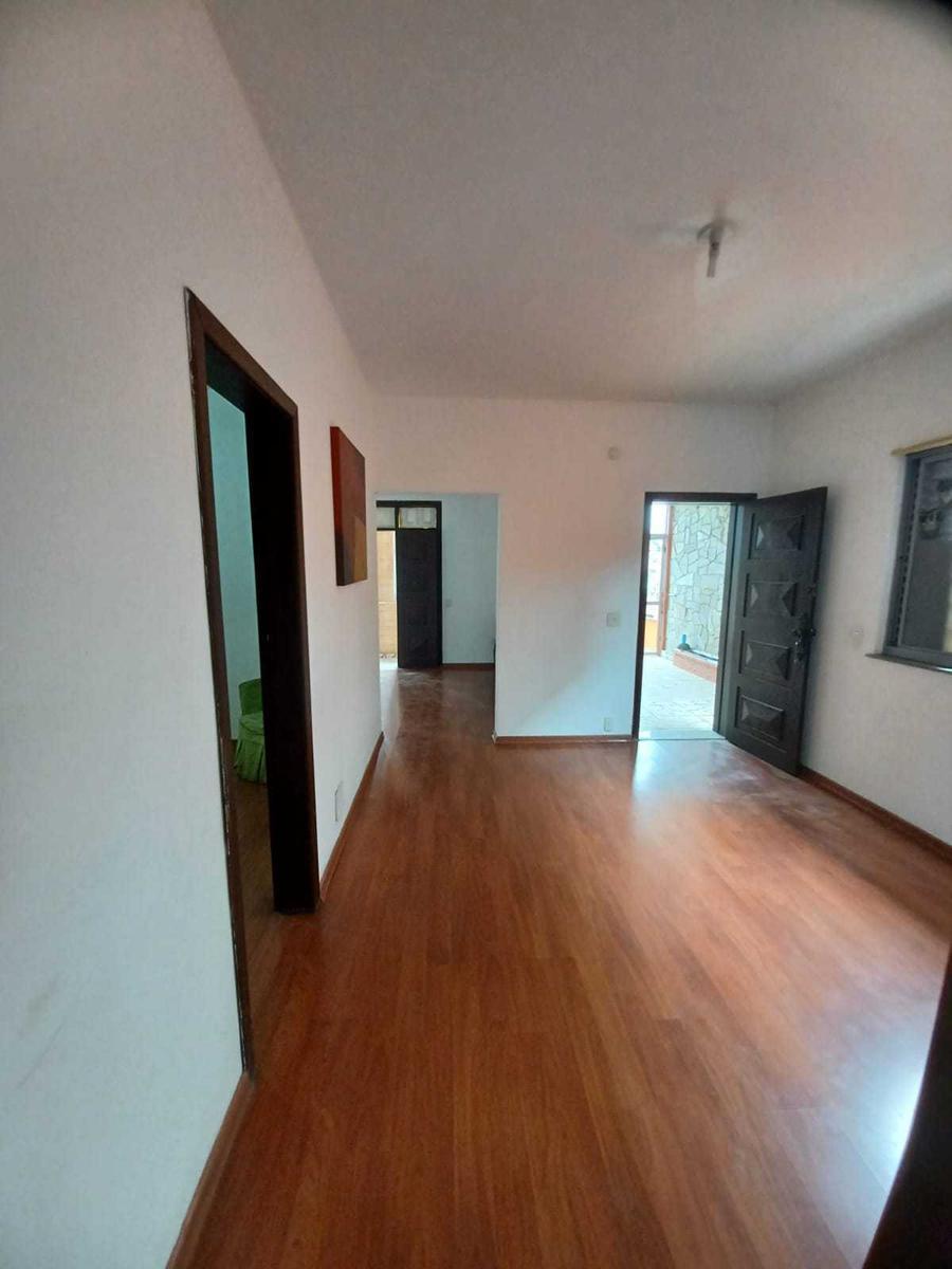 Casa, Jardim América, 4 Quartos, 1 Vaga, 1 Suíte