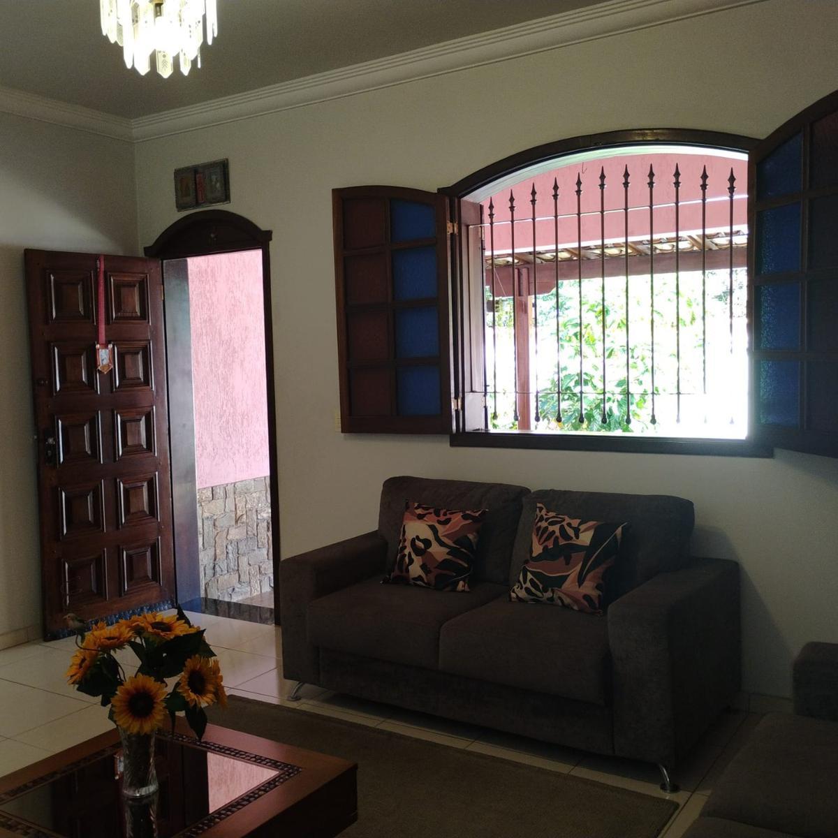 Casa, Ouro Preto, 3 Quartos, 4 Vagas, 1 Suíte