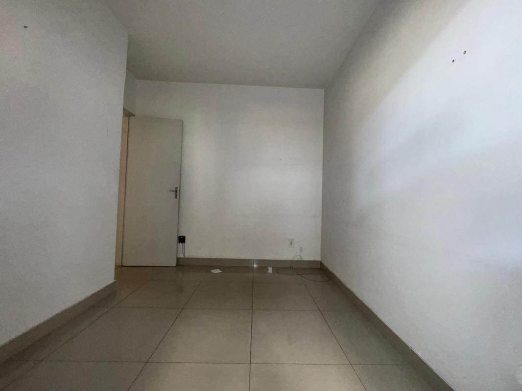 Apartamento, Sagrada Família, 4 Quartos, 2 Vagas, 1 Suíte