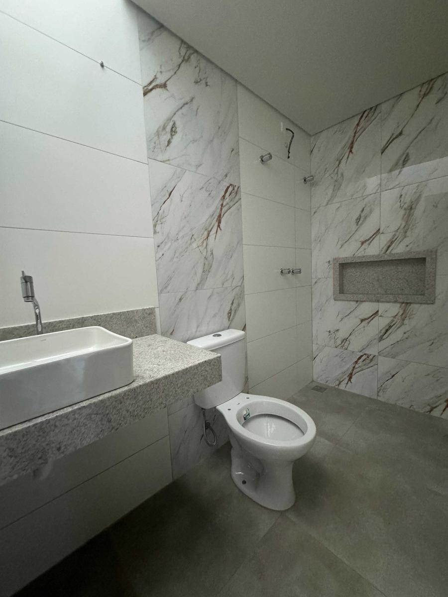 Casa, Cabral, 3 Quartos, 3 Vagas, 1 Suíte