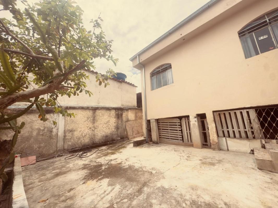 Casa, Paraúna (venda Nova), 4 Quartos, 4 Vagas, 1 Suíte