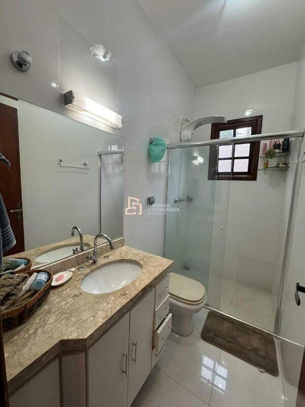 Casa, Quintas da Lagoa, 2 Quartos, 7 Vagas, 1 Suíte