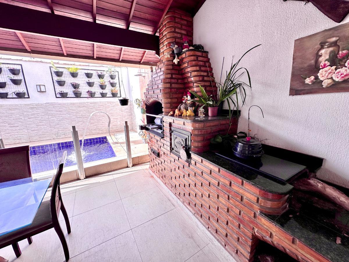 Casa, Santa Amélia, 4 Quartos, 3 Vagas, 1 Suíte