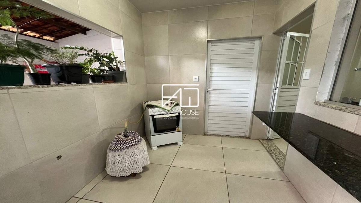 Casa, Tirol, 4 Quartos, 2 Vagas