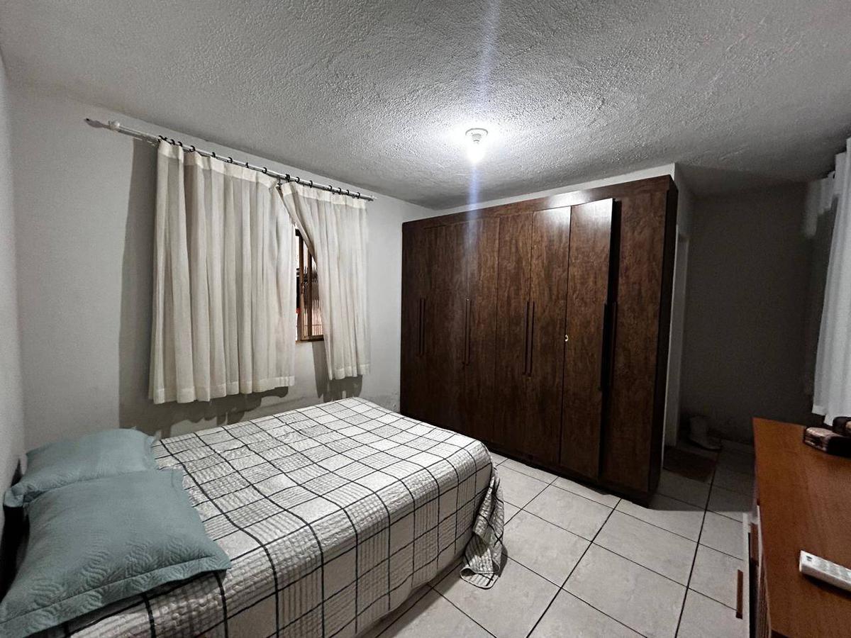 Casa, Floresta, 3 Quartos, 0 Vaga, 1 Suíte