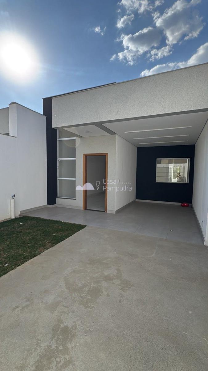 Casa, Dom Pedro I, 2 Quartos, 2 Vagas
