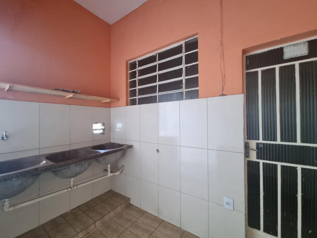 Casa, Santa Cruz Industrial, 4 Quartos, 10 Vagas, 1 Suíte