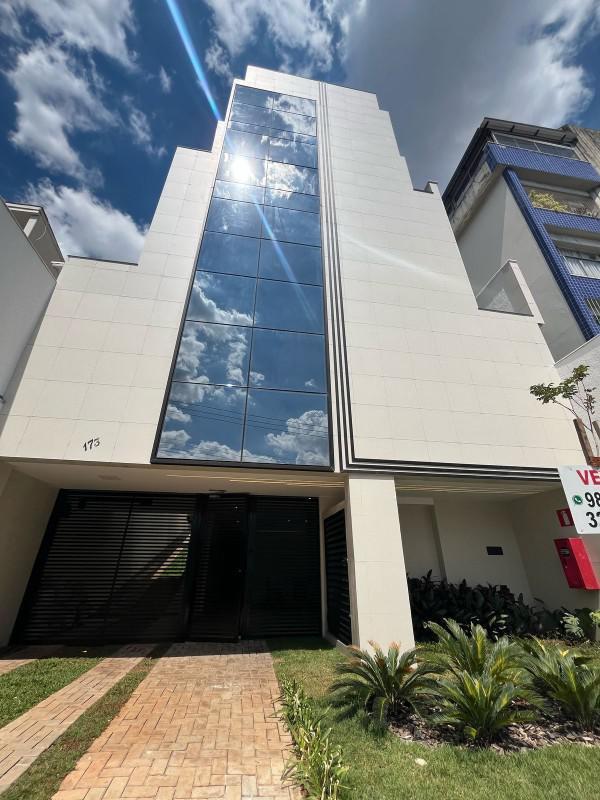 Cobertura, Alto Barroca, 2 Quartos, 1 Vaga, 2 Suítes