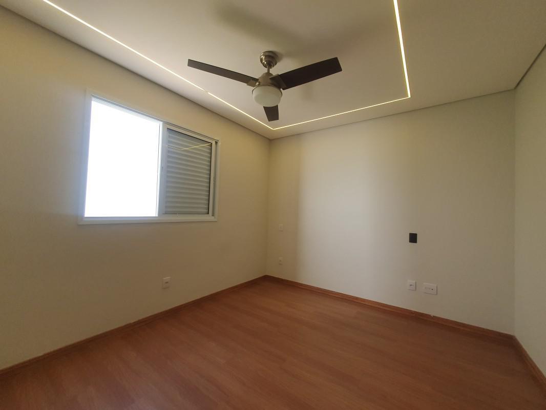 Apartamento, Jardim América, 3 Quartos, 2 Vagas, 1 Suíte