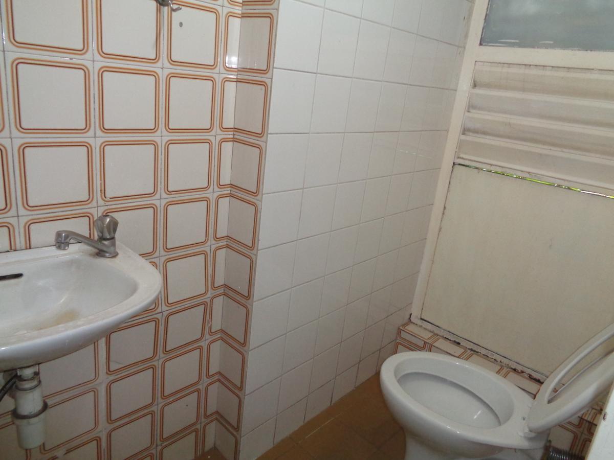 Loja, Centro, 0 Vaga