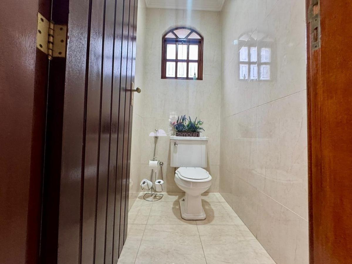 Casa, Trevo, 3 Quartos, 10 Vagas, 1 Suíte