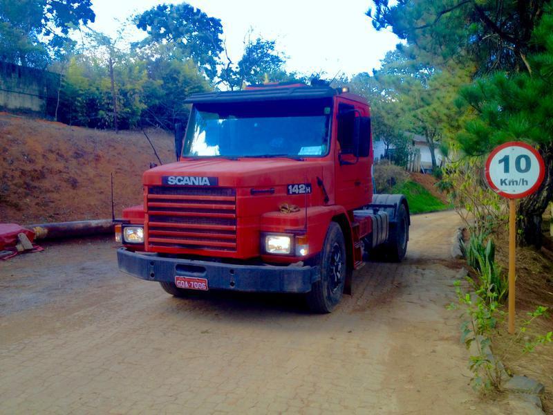 Saab-scania T-142 Hs 450 4x2 2p (diesel)