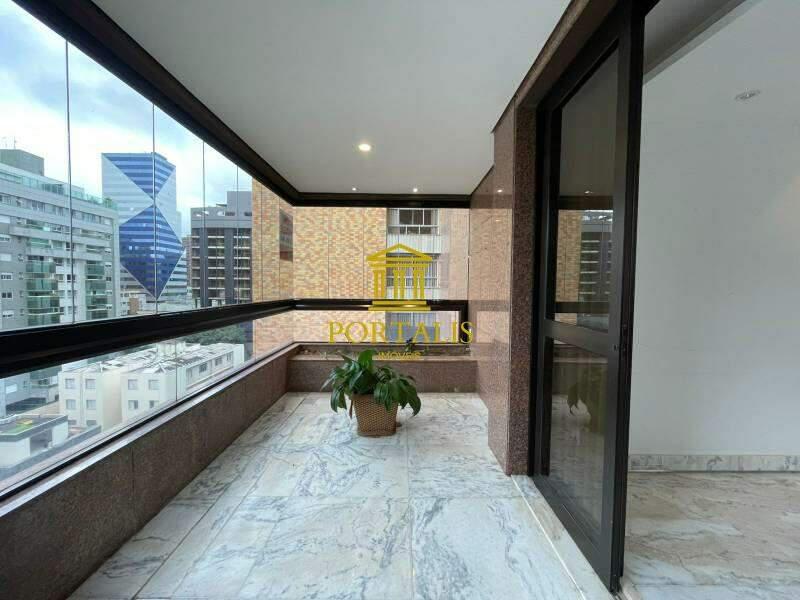 Apartamento, Lourdes, 4 Quartos, 3 Vagas, 2 Suítes