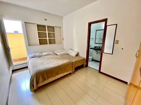 Casa, Castelo, 6 Quartos, 5 Vagas, 2 Suítes