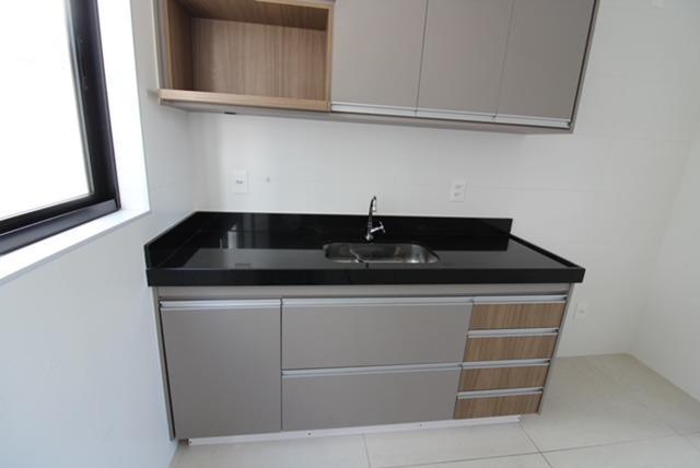 Apartamento, Floresta, 2 Quartos, 2 Vagas, 2 Suítes