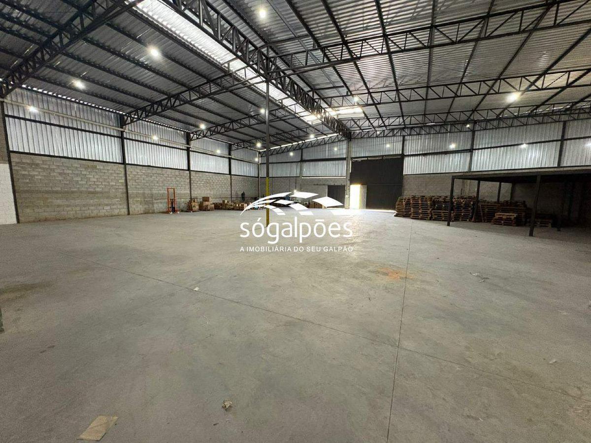 Galpão, Vale das Orquídeas, 8 Vagas