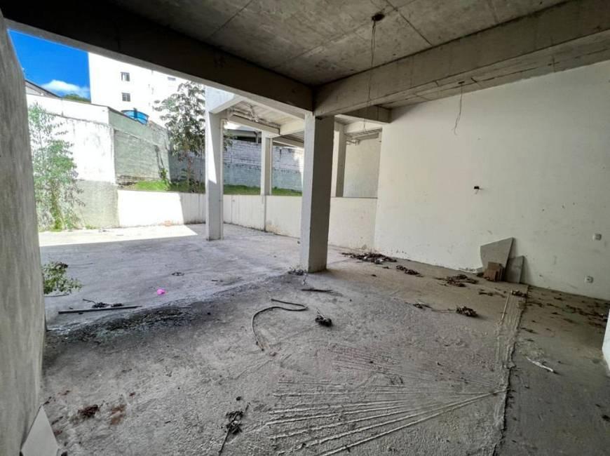 Andar, Ouro Preto, 0 Quarto, 3 Vagas