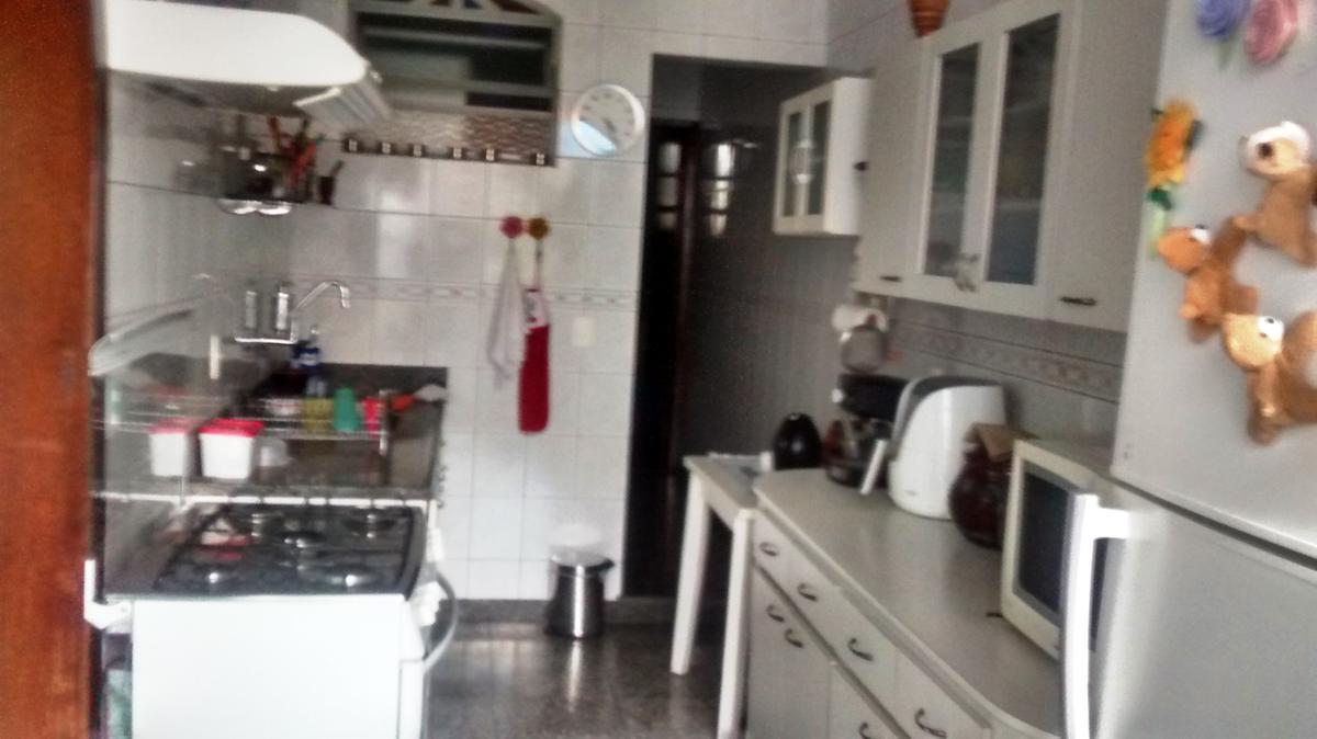 Casa, Caiçaras, 4 Quartos, 3 Vagas, 1 Suíte