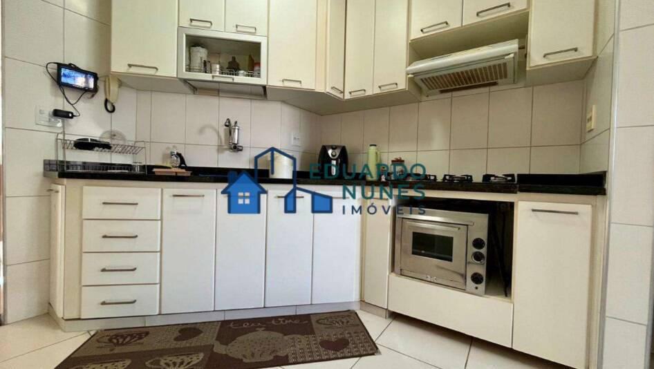 Apartamento, Sagrada Família, 3 Quartos, 2 Vagas, 1 Suíte